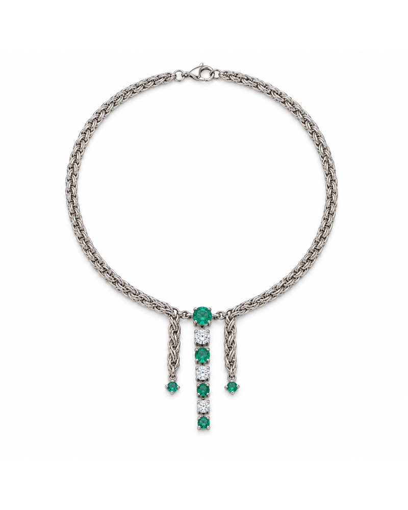 Collier Cascade sur fond blanc — maquette IA